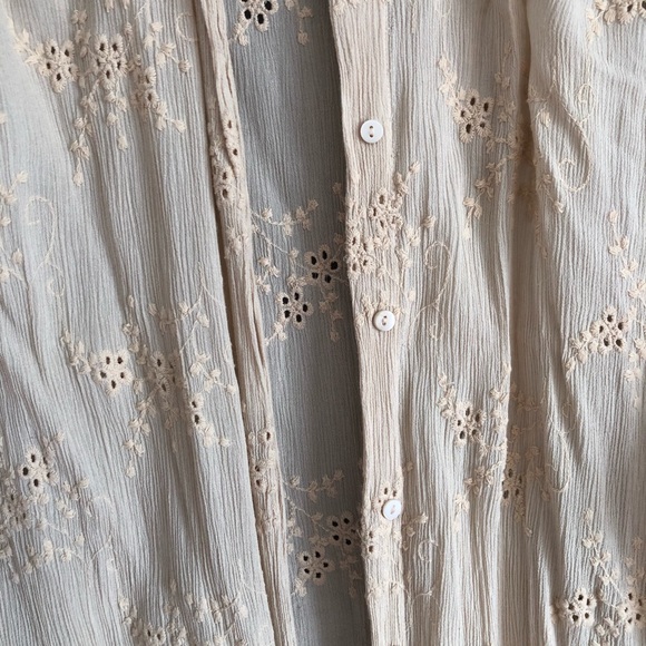 Floaty button down - Picture 3 of 3